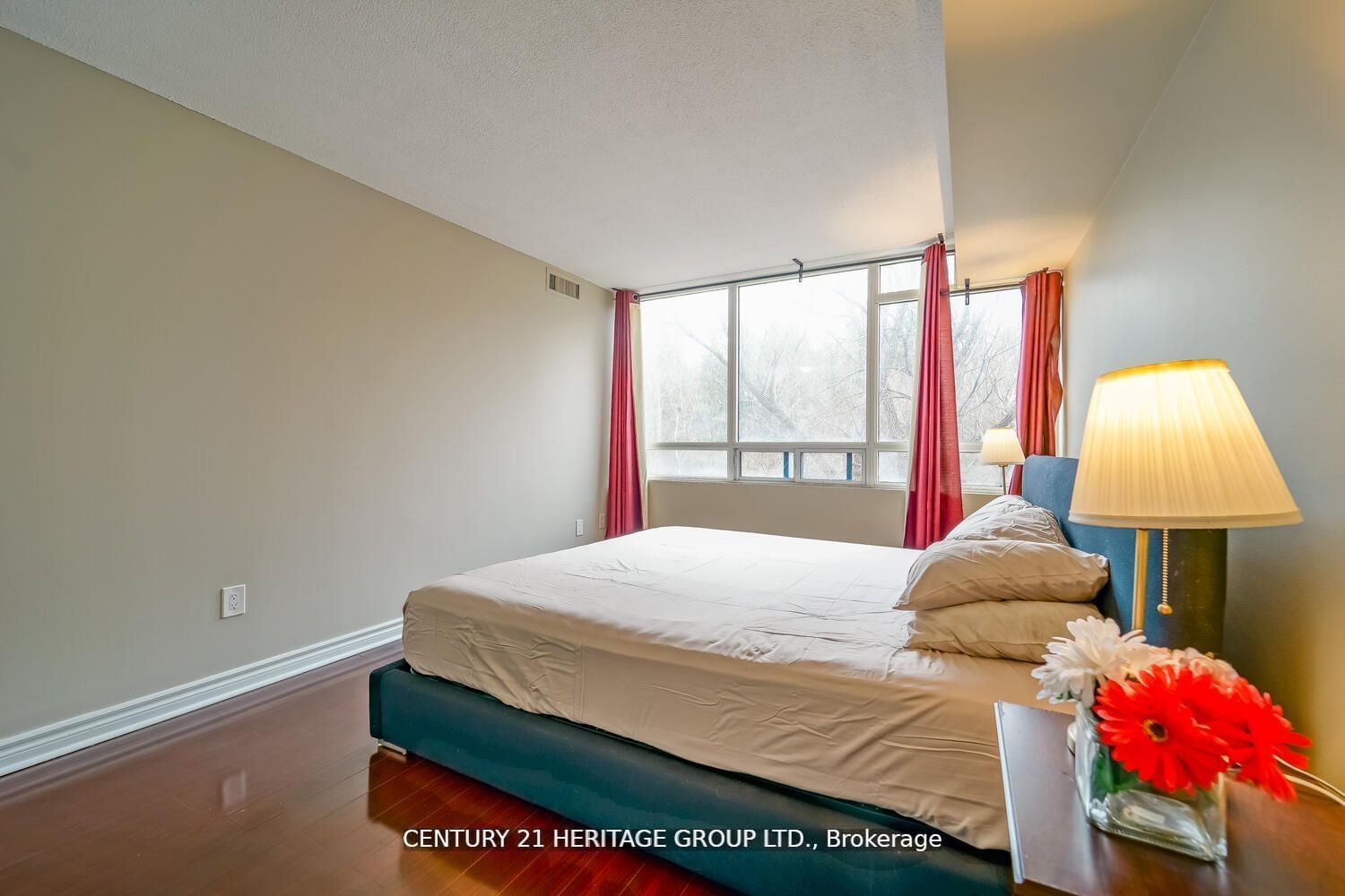 3050 Ellesmere Rd, unit 311 for rent