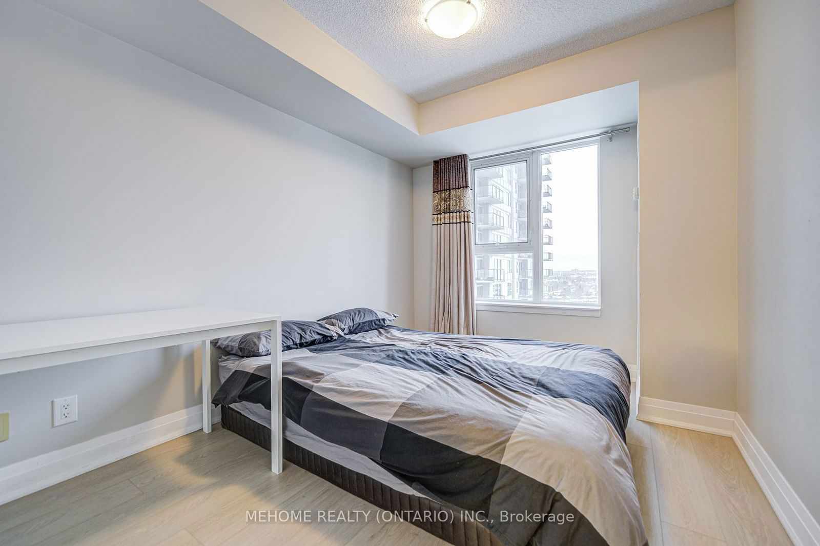 25 Town Centre Crt St S, unit 1808 for sale