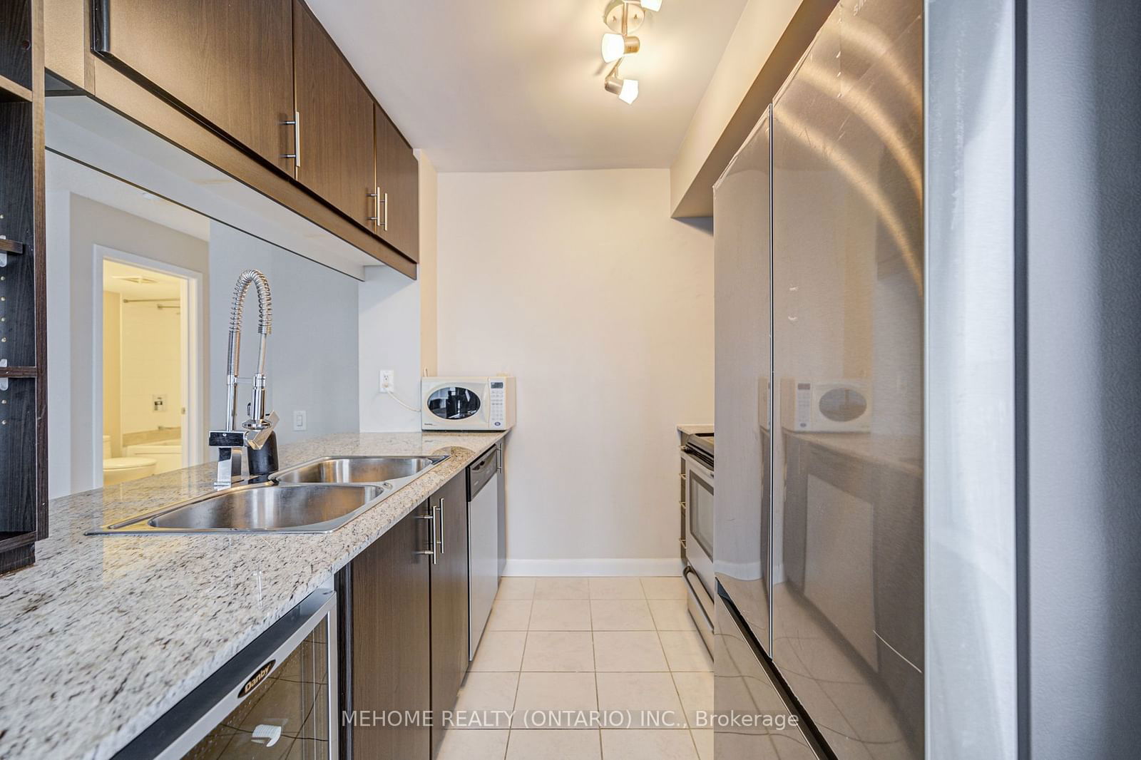 25 Town Centre Crt St S, unit 1808 for sale