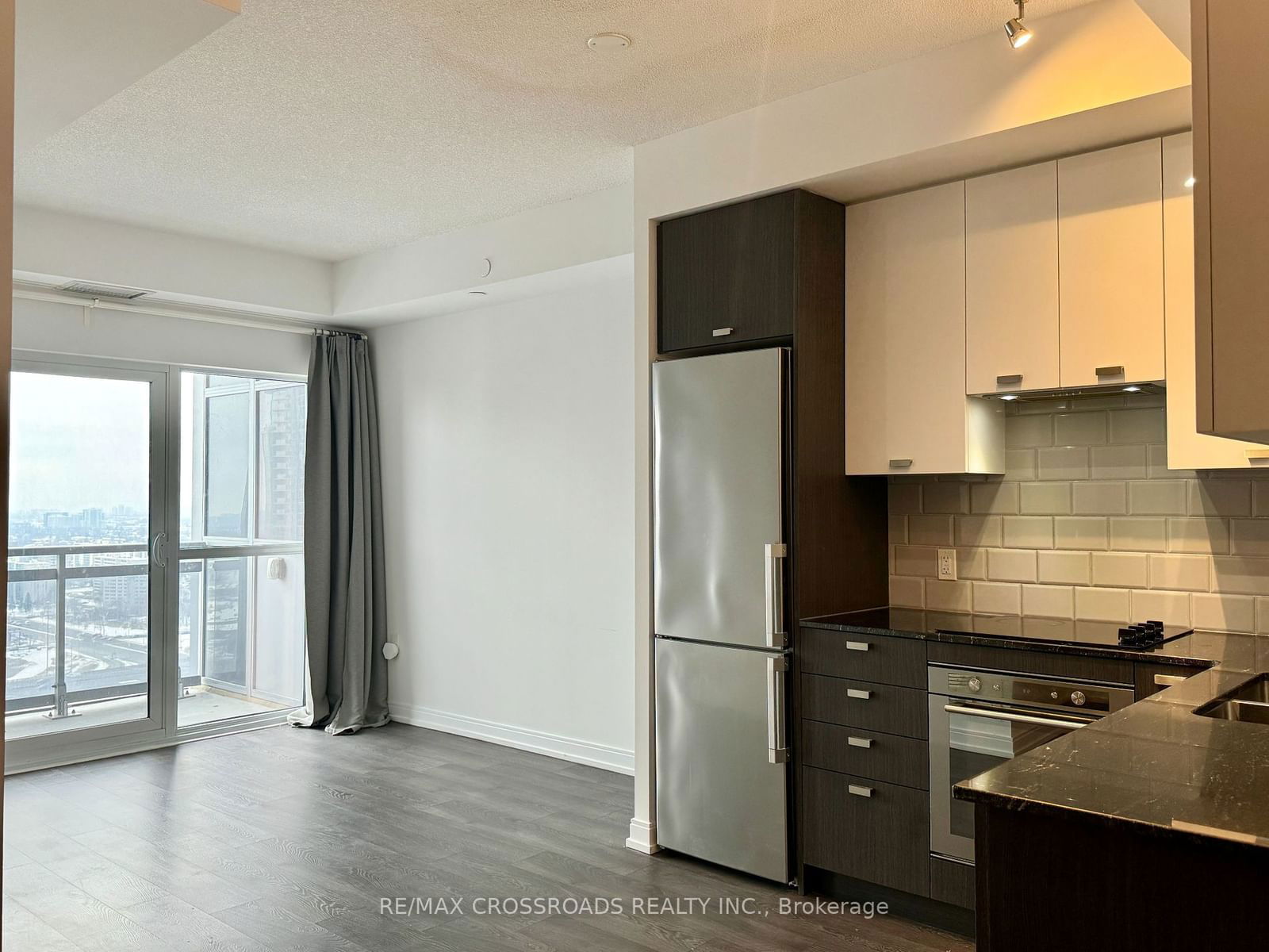 275 Village Green Sq, unit 3024 for rent