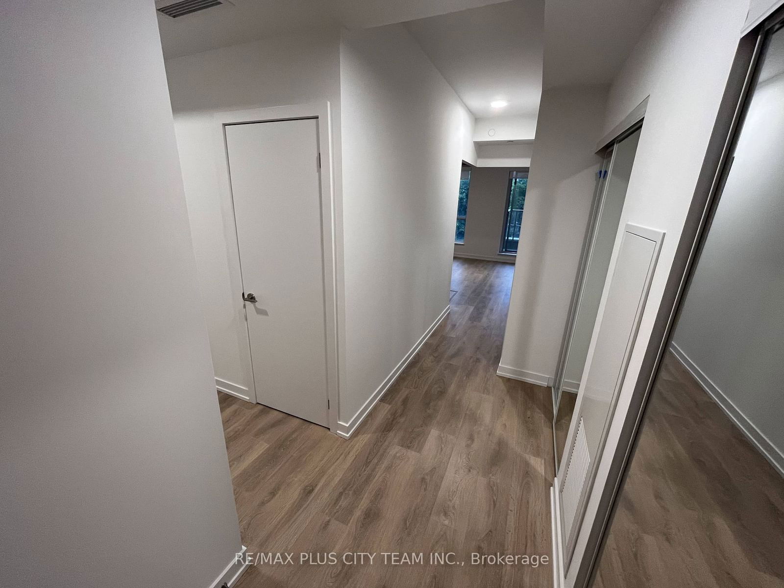 150 Logan Ave, unit 410 for rent