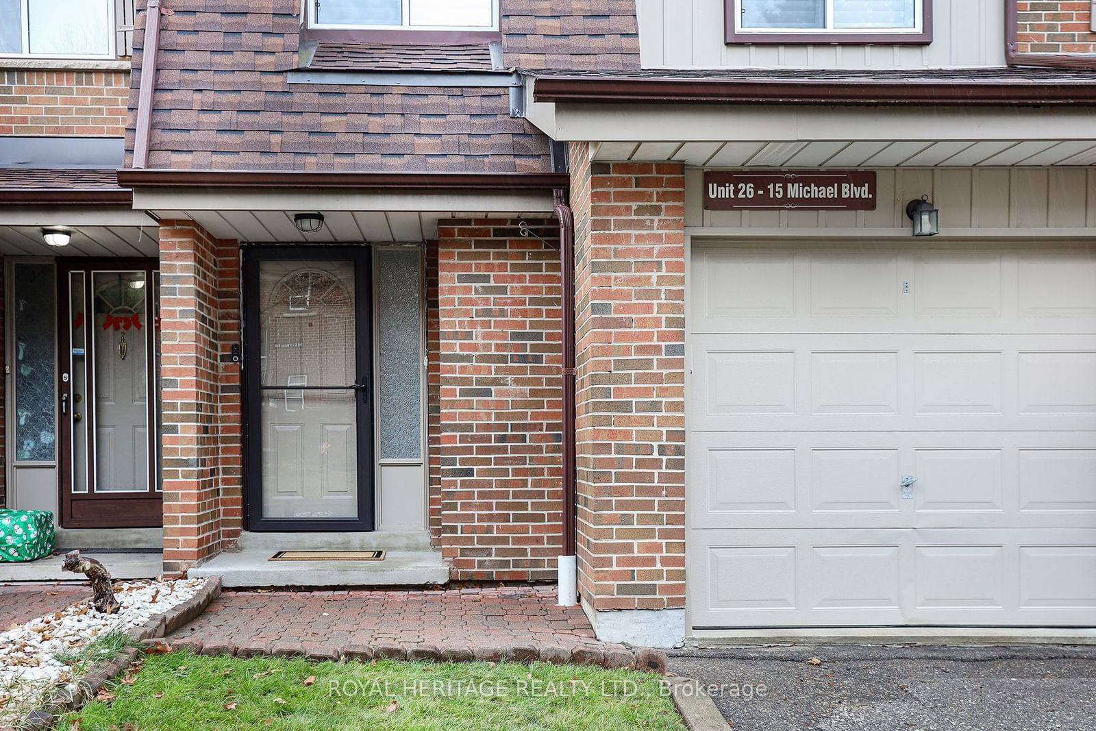 Michael Blvd Townhomes, Whitby, Toronto