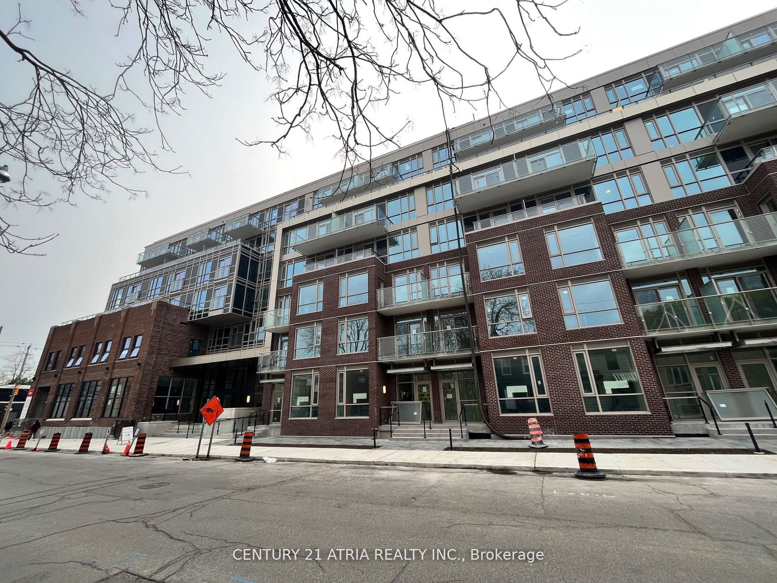 150 Logan Ave, unit 415 for rent