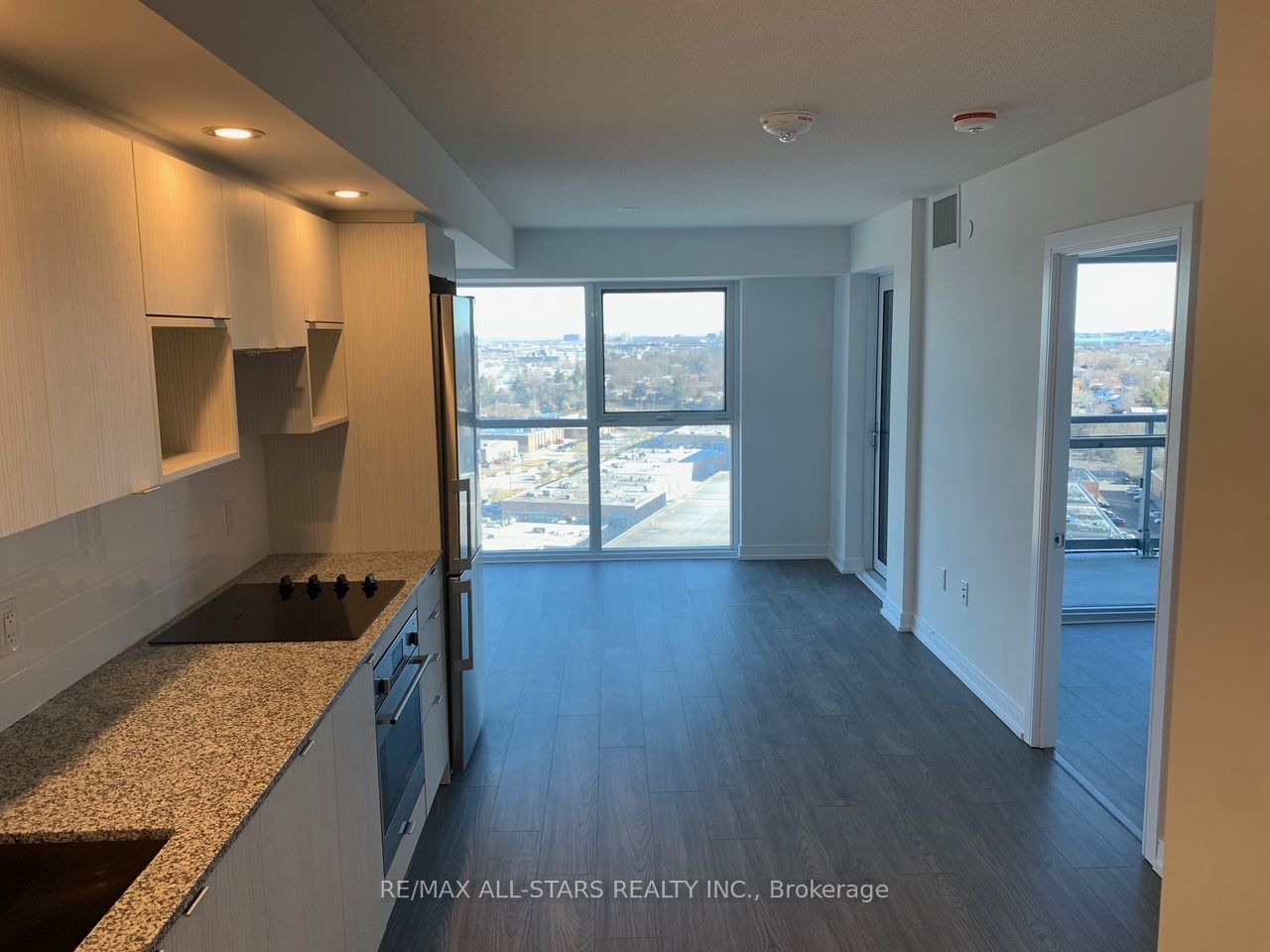 225 Village Green Sq, unit 1601 for rent