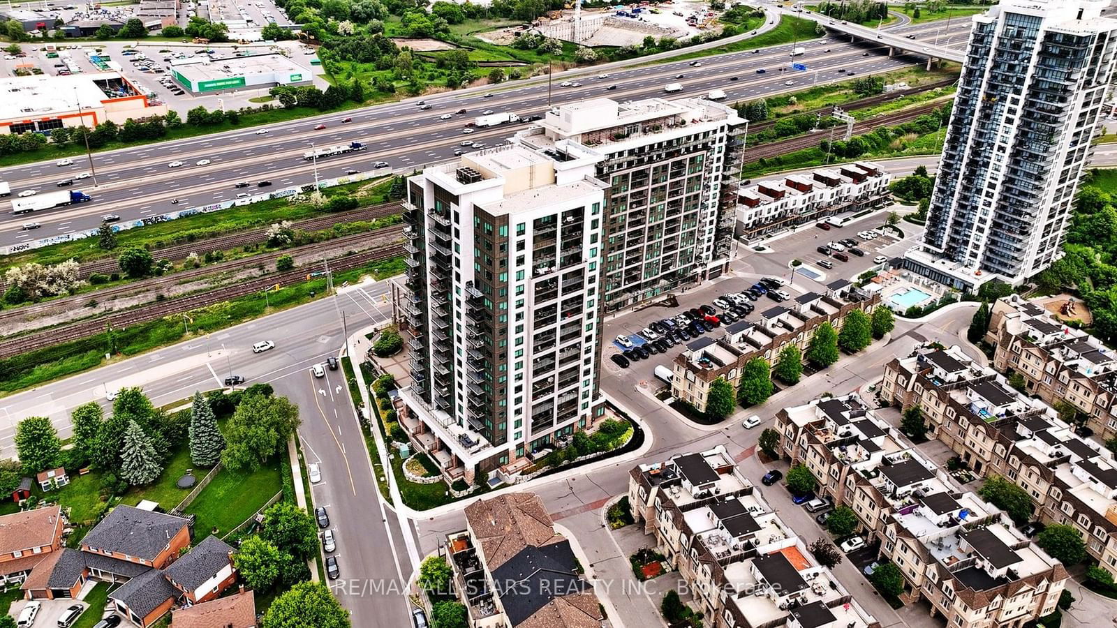 San Francisco By The Bay Condos, Pickering, Toronto