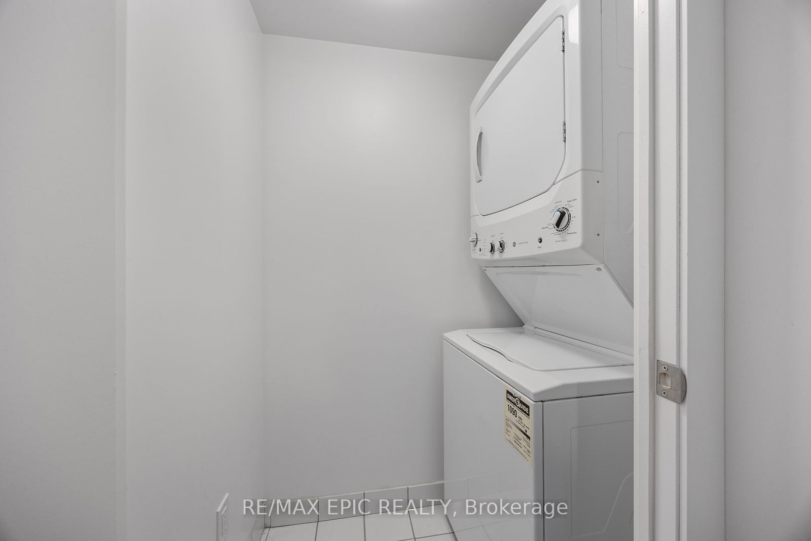 1215 Bayly St, unit 1101 for rent