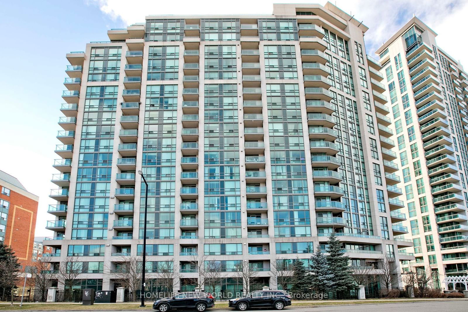 68 Grangeway Ave, unit 1611 for sale