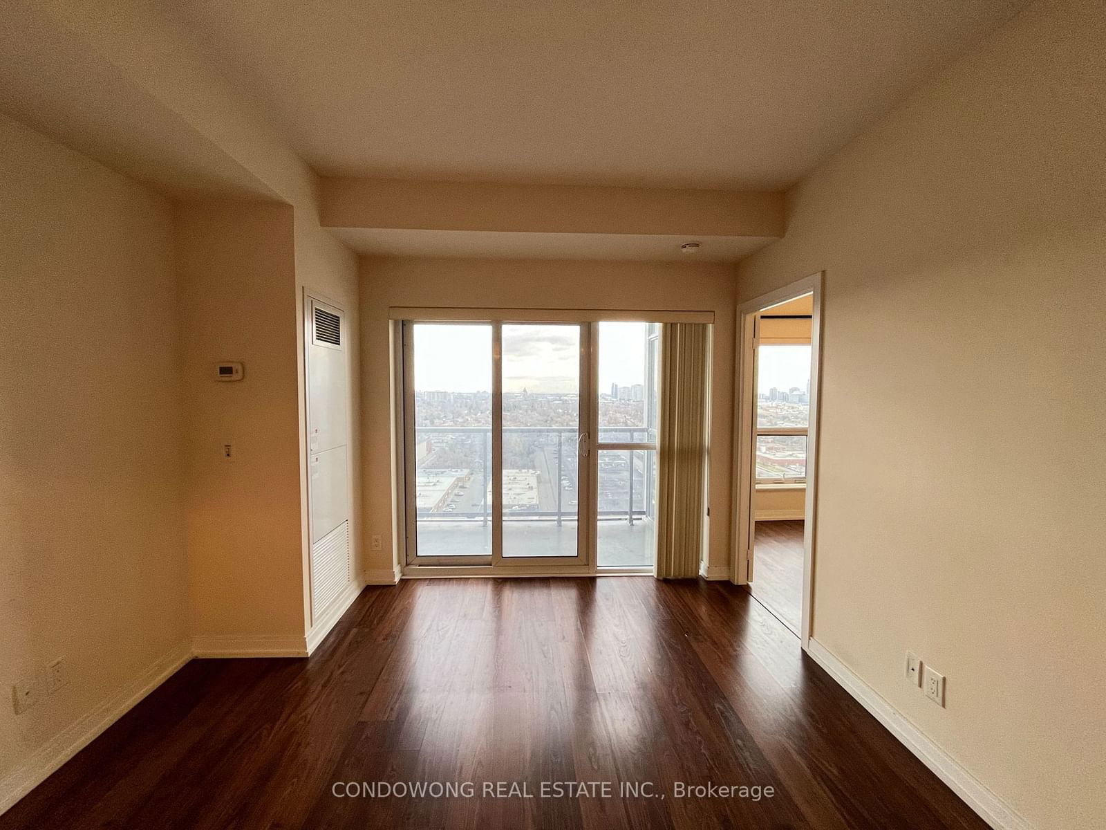 181 Village Green Sq, unit 2221 for rent