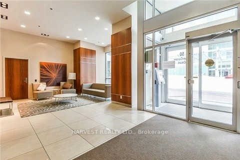 50 Town Centre Crt, unit 403 for rent