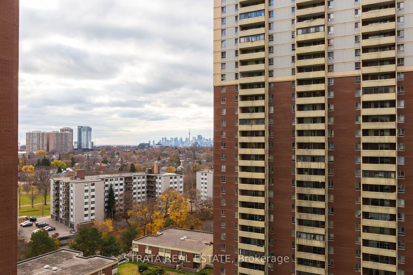 5 Massey Sq, unit 1604 for sale