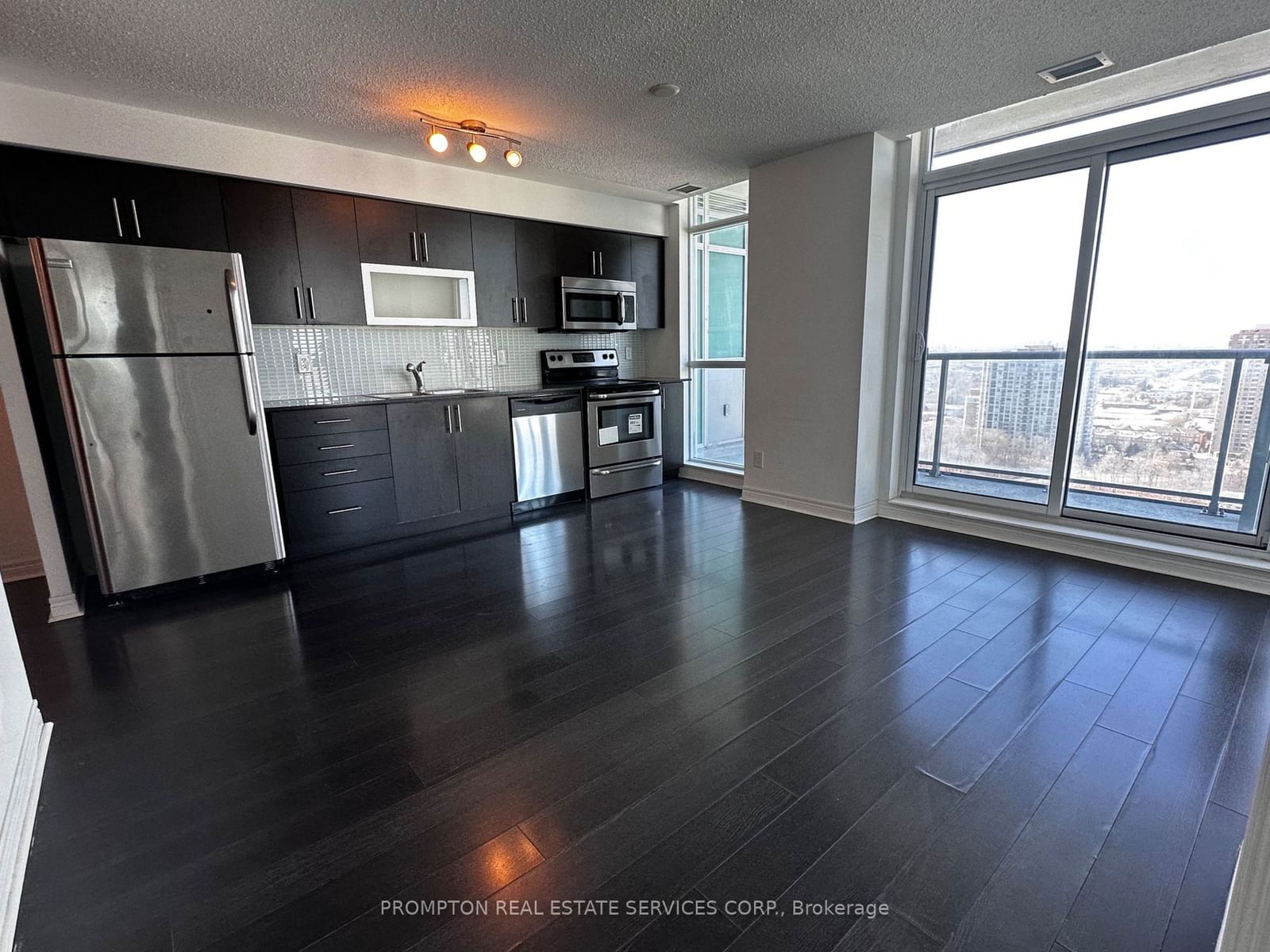 50 Town Centre Crt, unit 2704 for rent