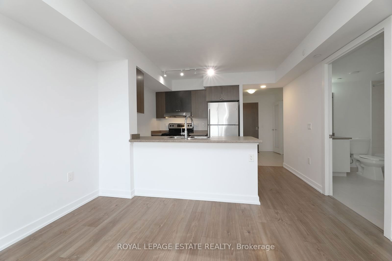 1346 Danforth Rd, unit 808 for rent