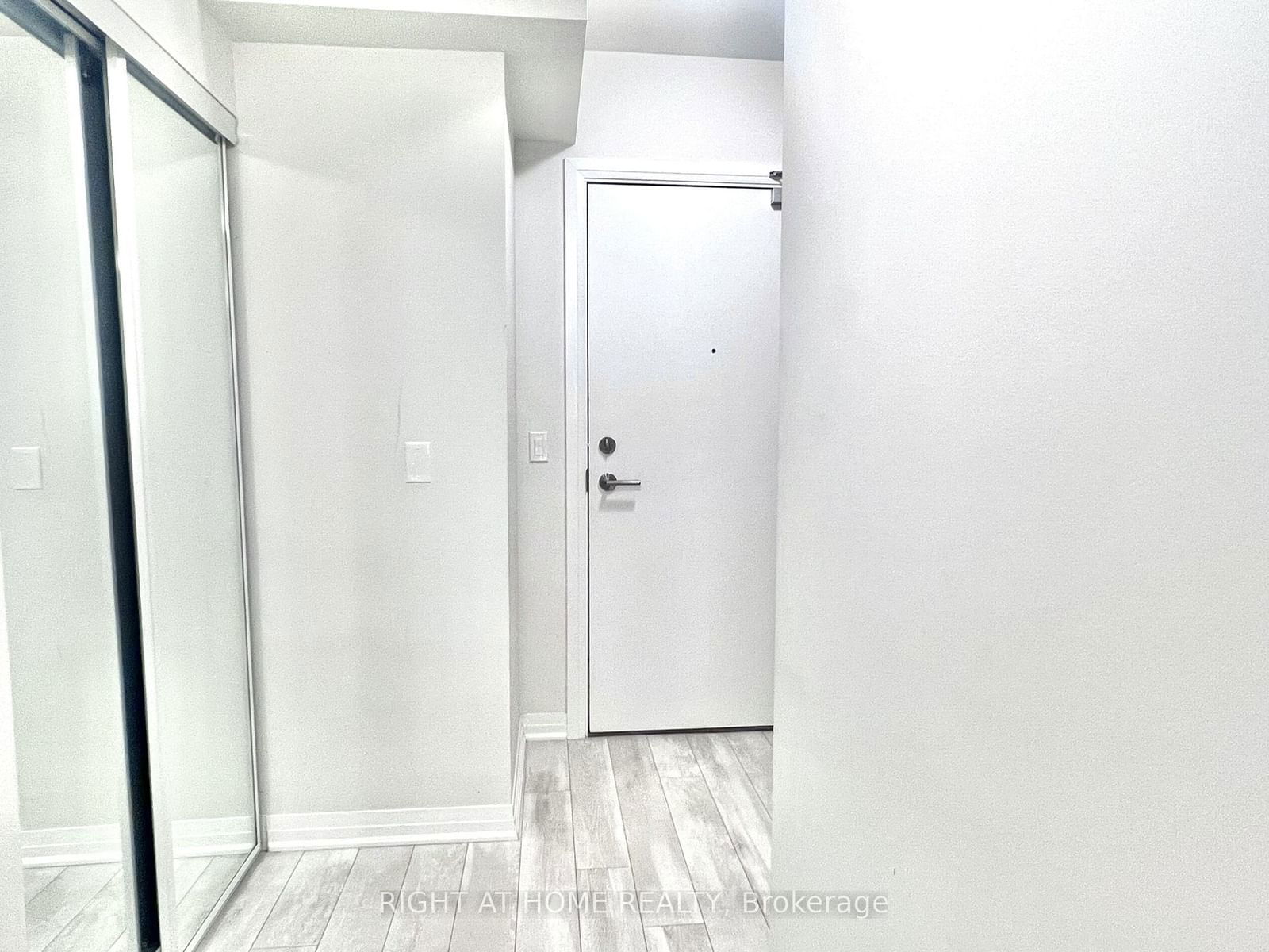 1630 Queen St E, unit 202 for rent