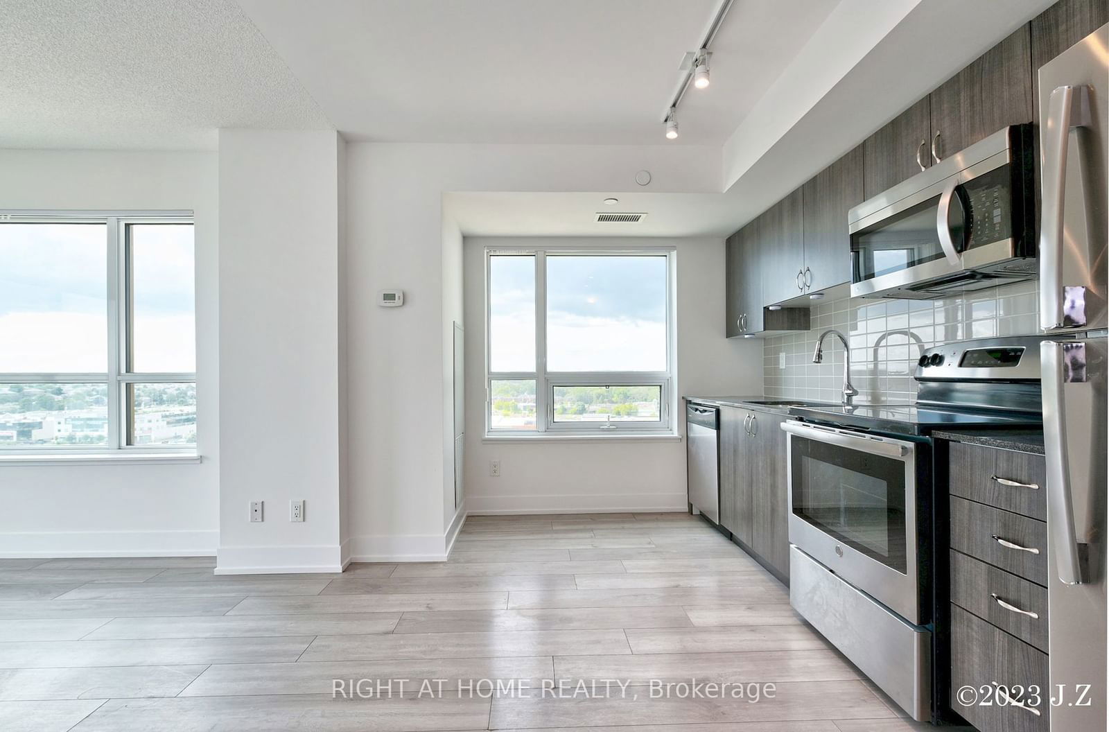 1215 Bayly St, unit 1109 for rent