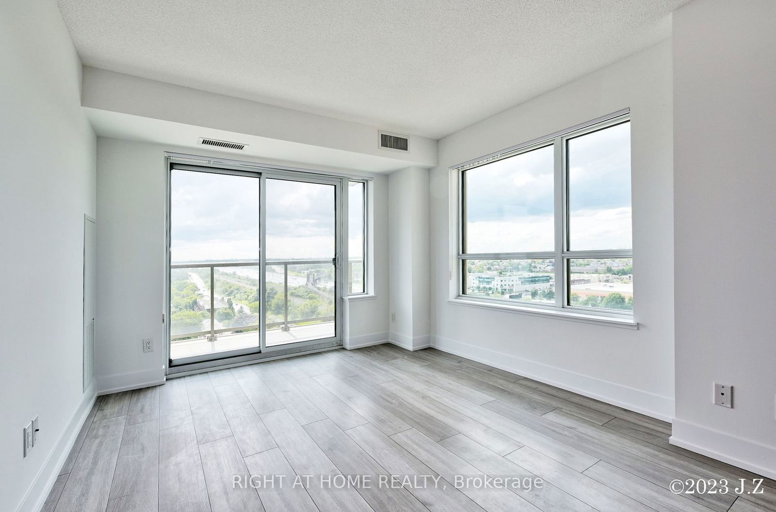 1215 Bayly St, unit 1109 for rent