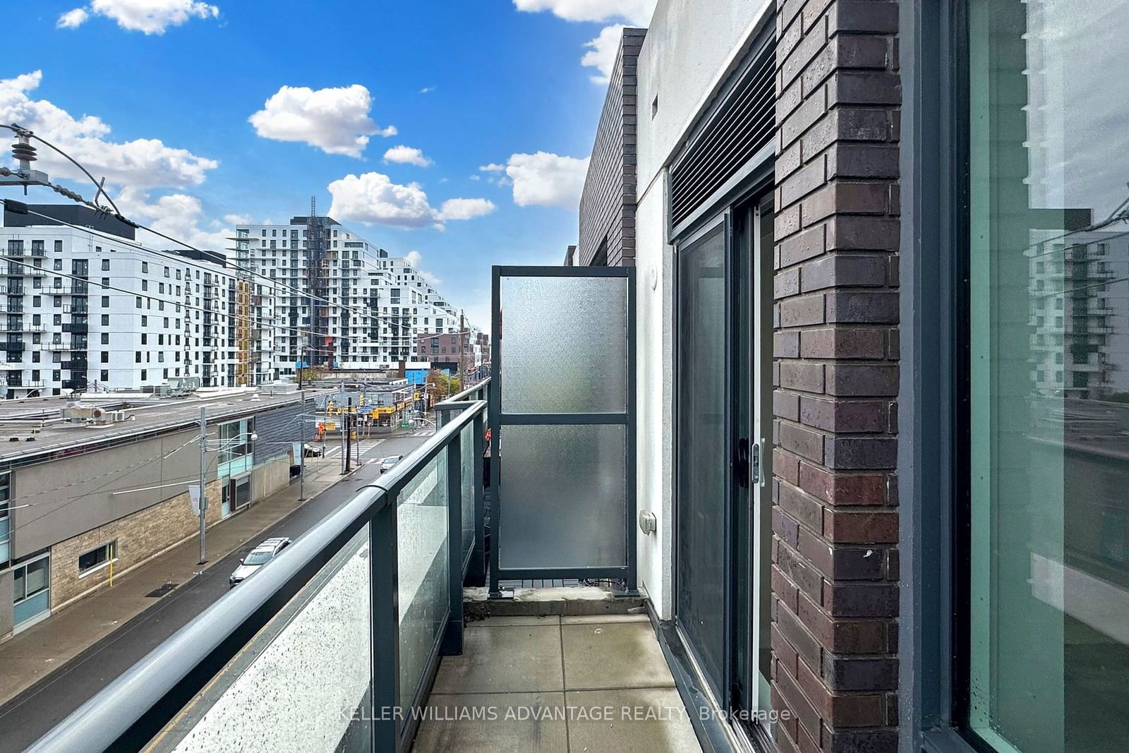 1630 Queen St E, unit 406 for sale