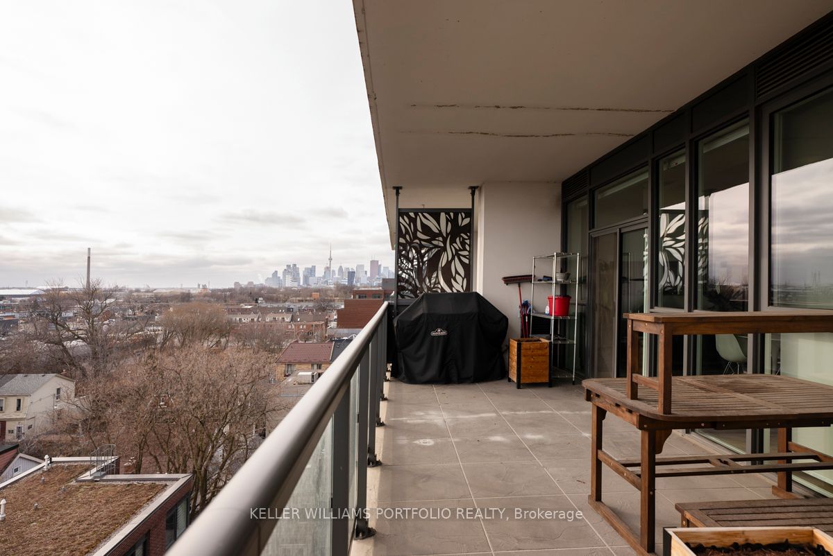 George Condos, East End, Toronto