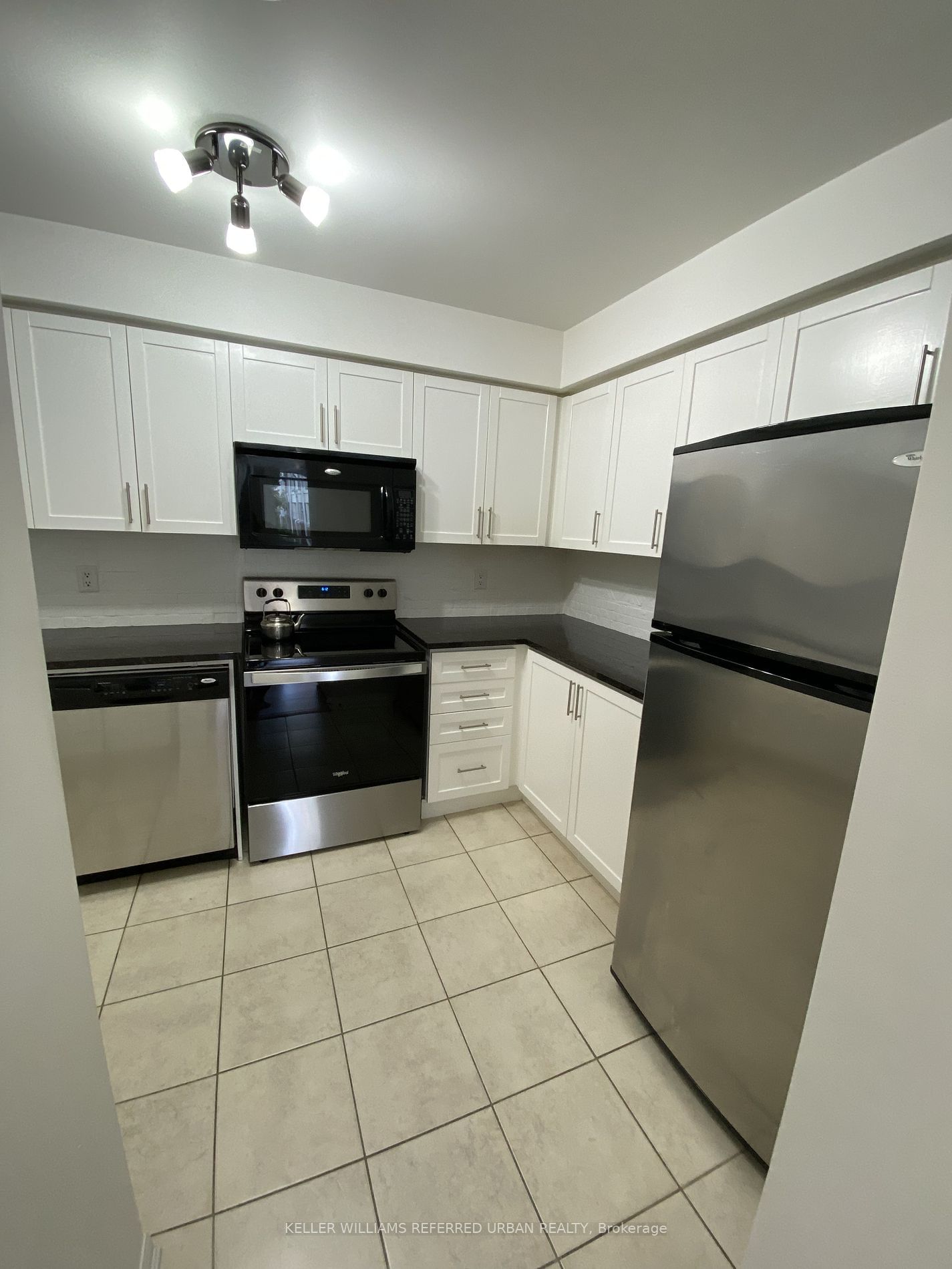 50 Mendelssohn St, unit 13 for rent