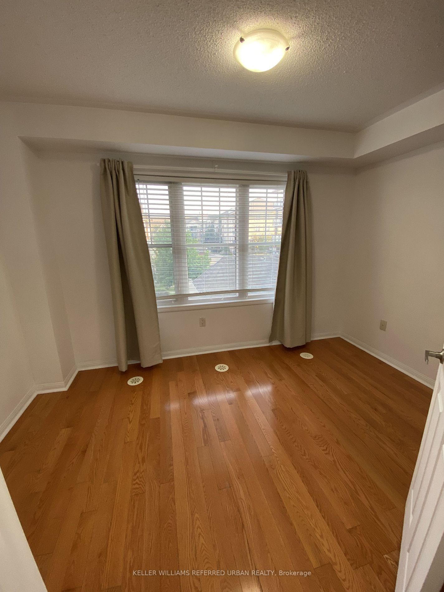 50 Mendelssohn St, unit 13 for rent