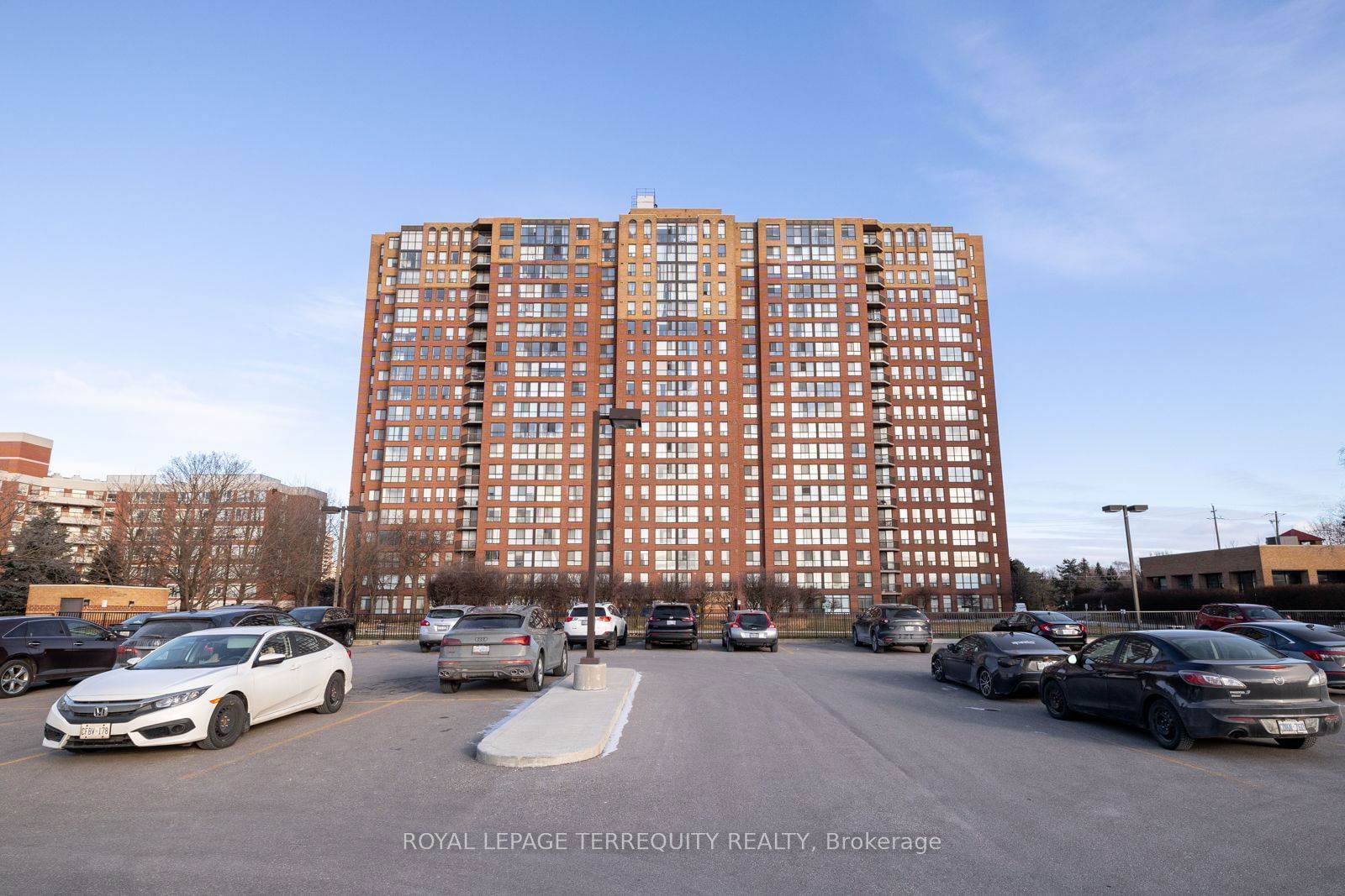 330 McCowan Rd, unit 505 for sale