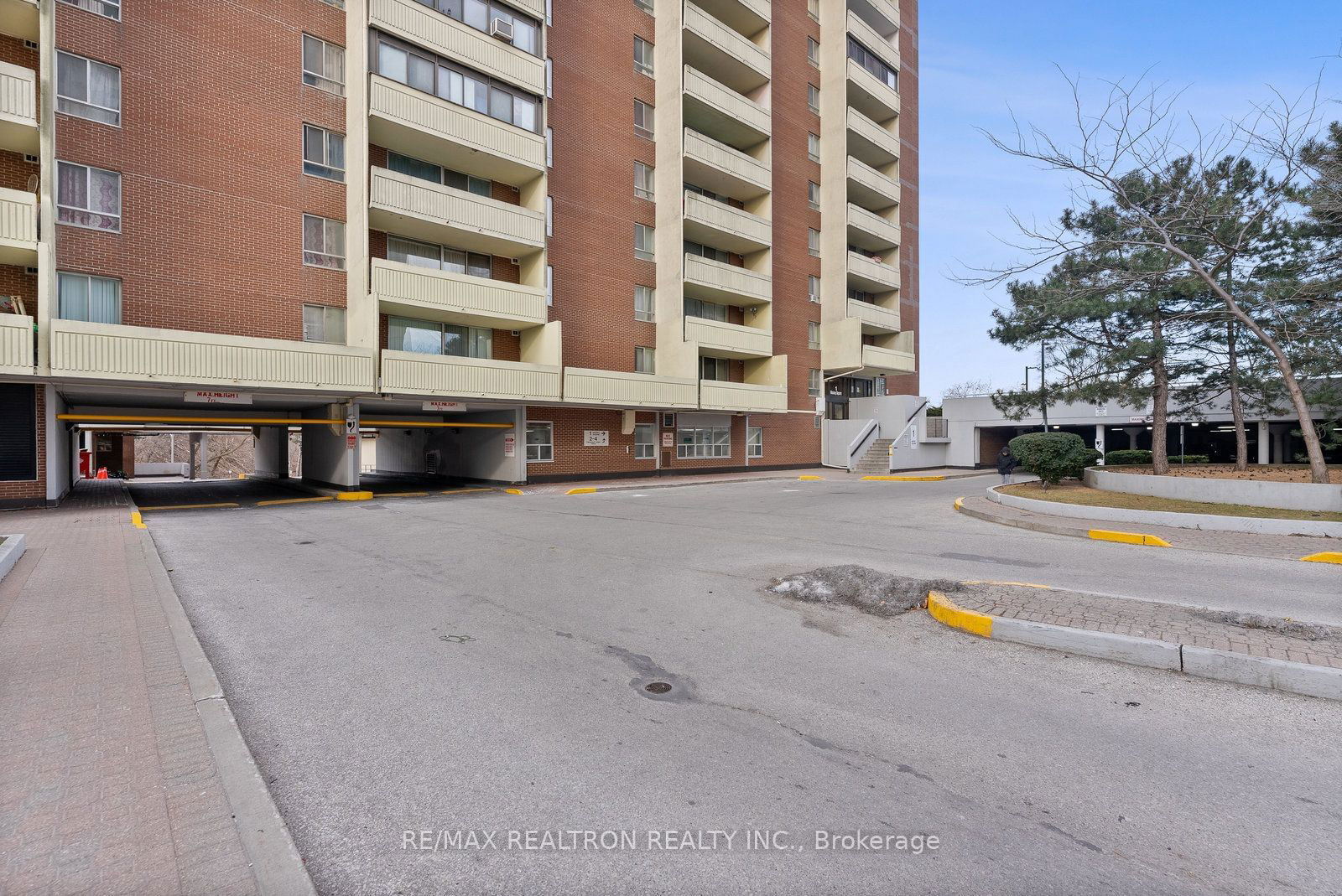 1 Massey Sq, unit 1110 for sale