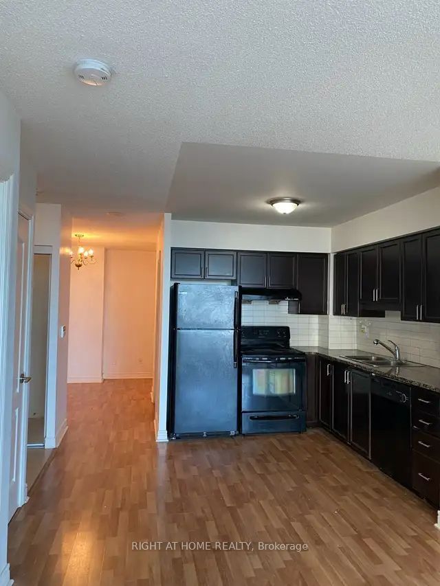 70 Town Centre Crt, unit 203 for rent