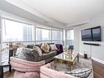 125 Village Green Sq, unit 1409 for rent