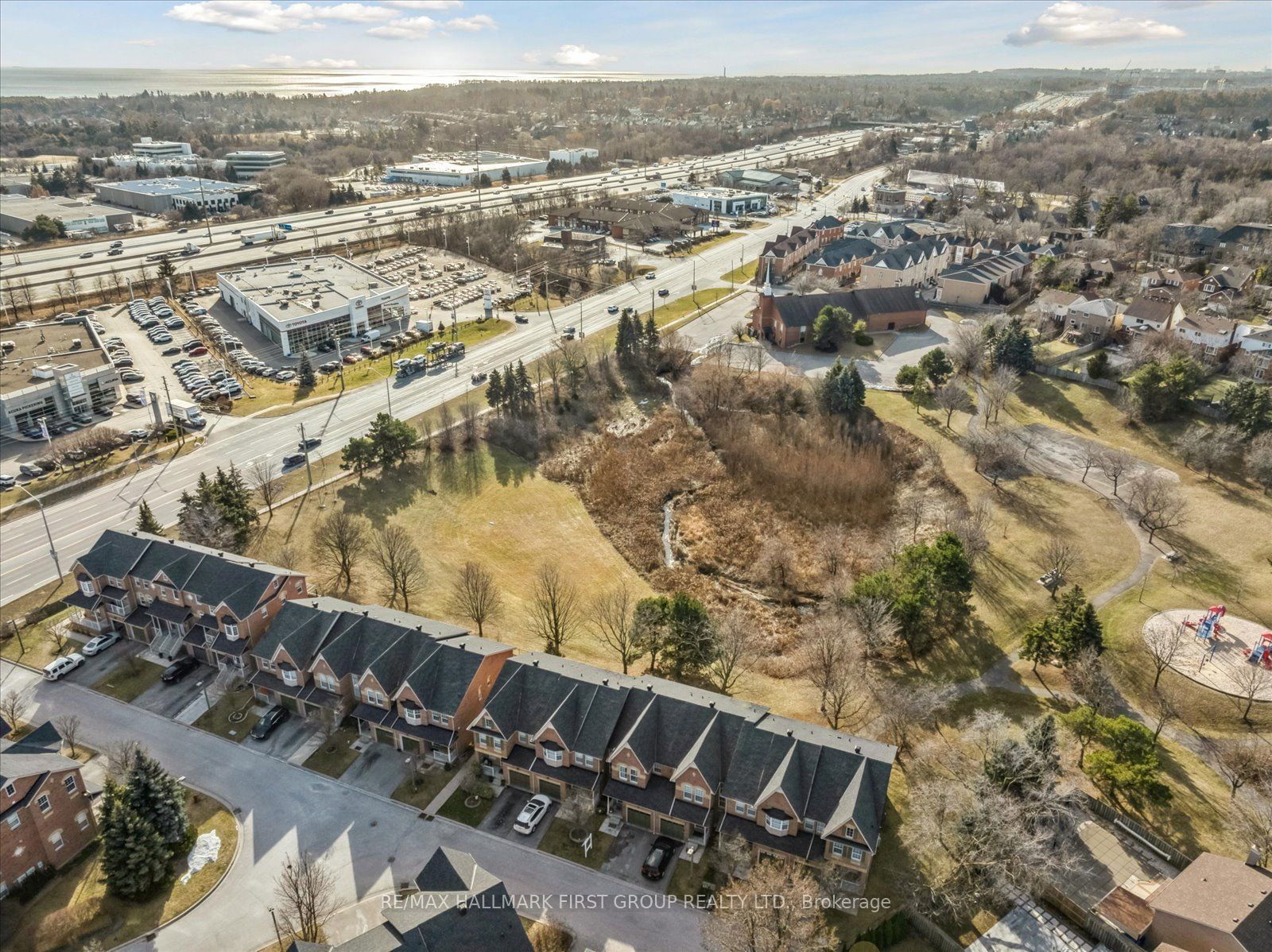 575 Steeple Hill Townhomes, Pickering, Toronto