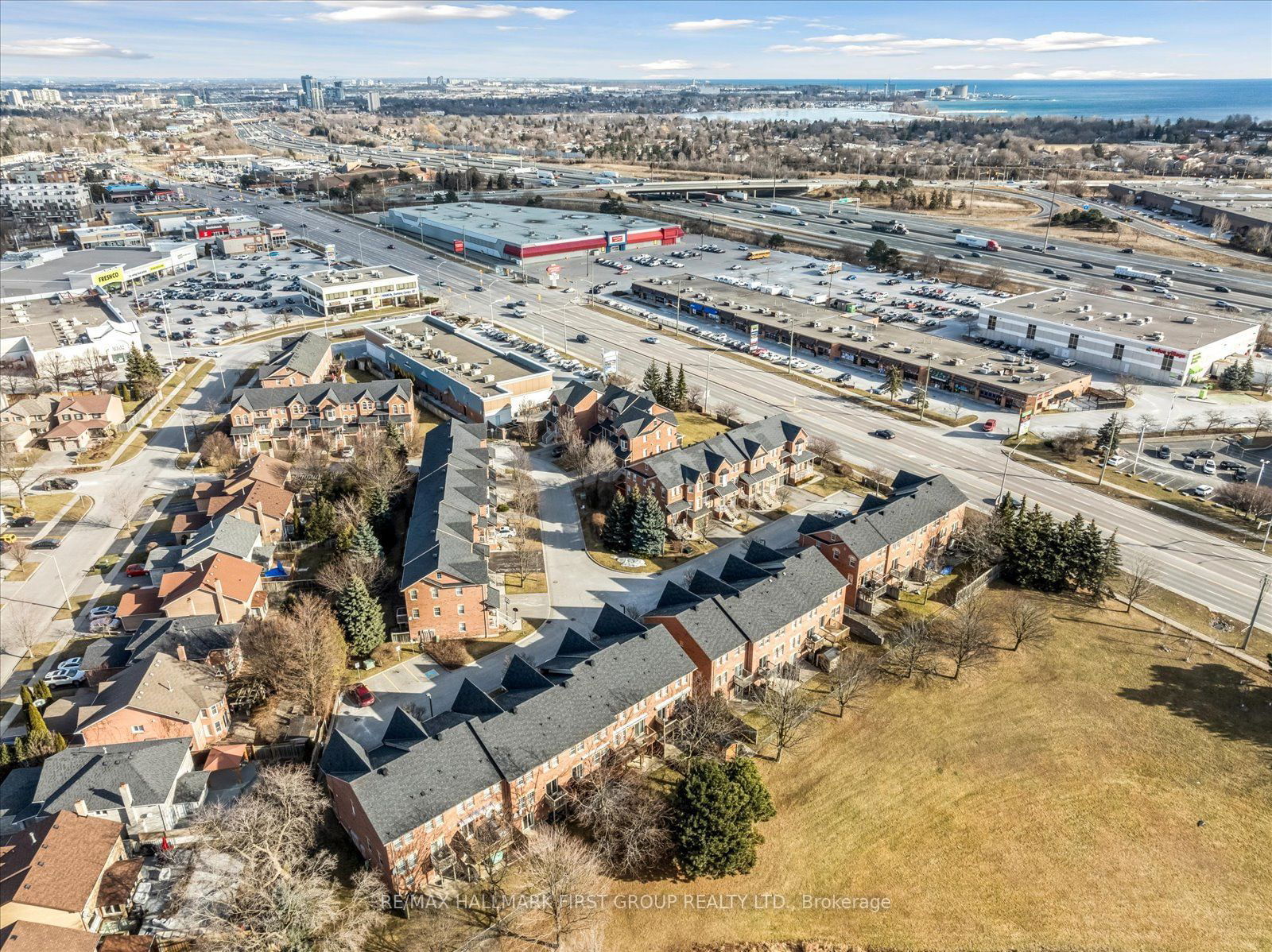 575 Steeple Hill Townhomes, Pickering, Toronto