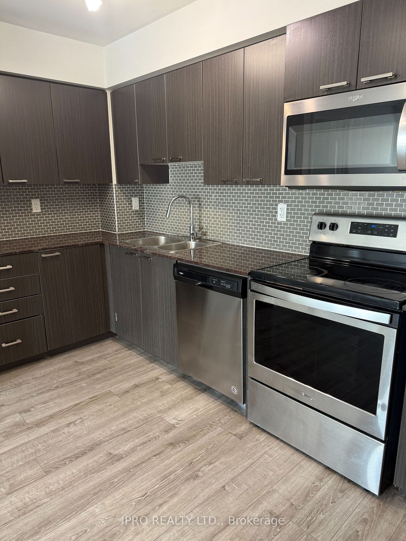 2150 Lawrence Ave E, unit 602 for rent