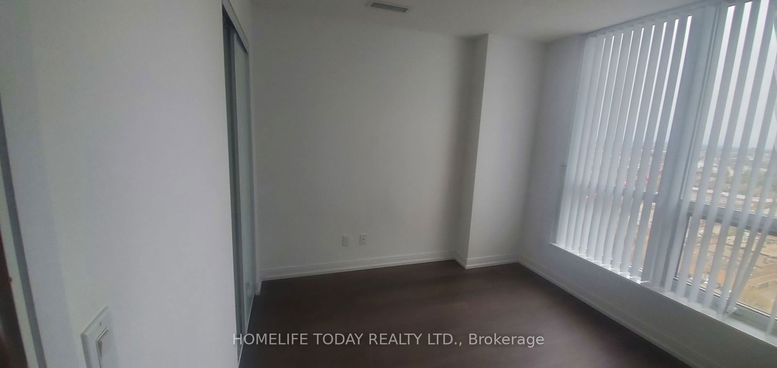 255 Village Green Sq, unit 2009 for rent