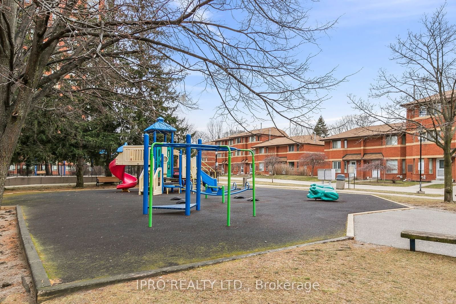 Rainbow Village II Condos, Scarborough, Toronto