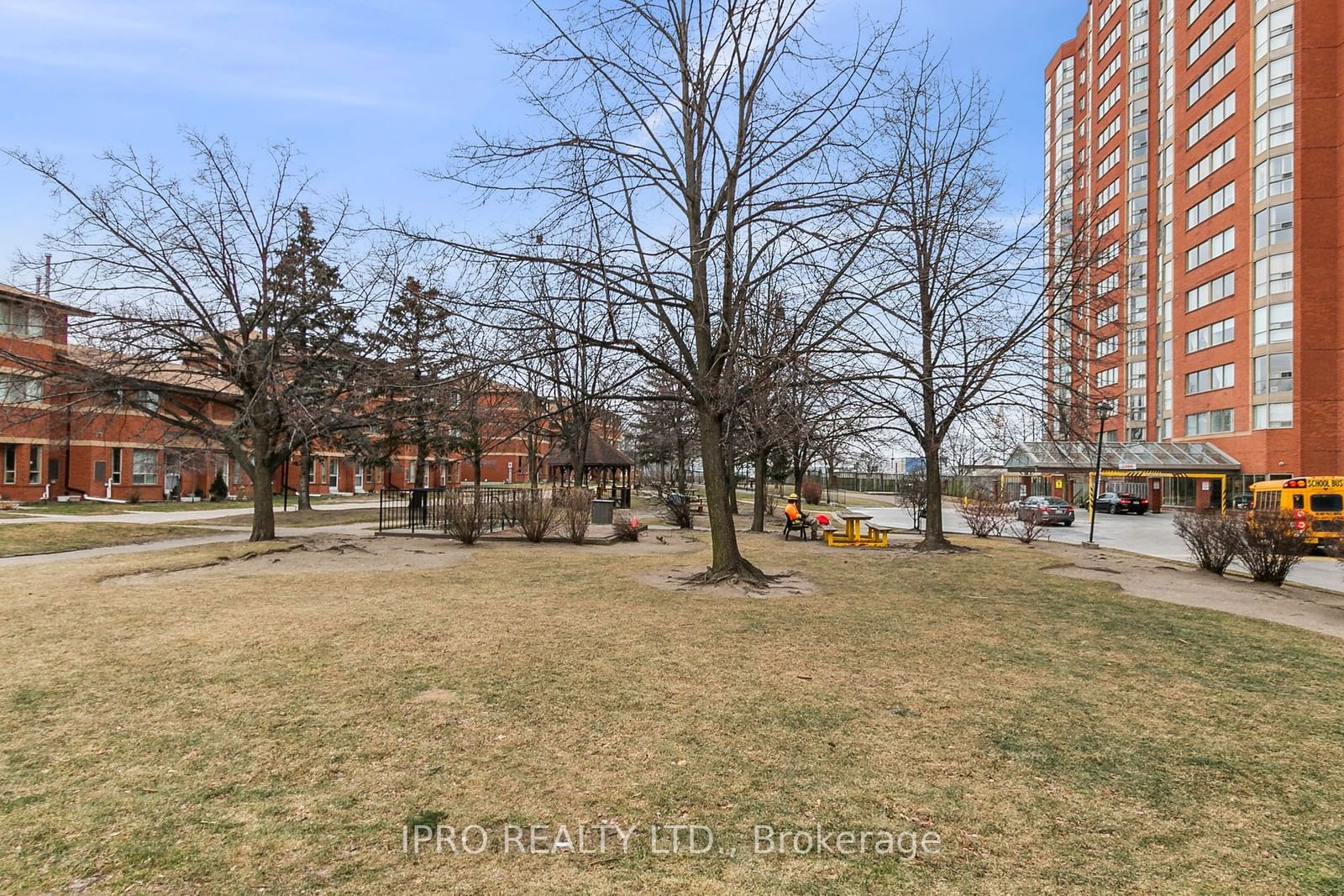 Rainbow Village II Condos, Scarborough, Toronto