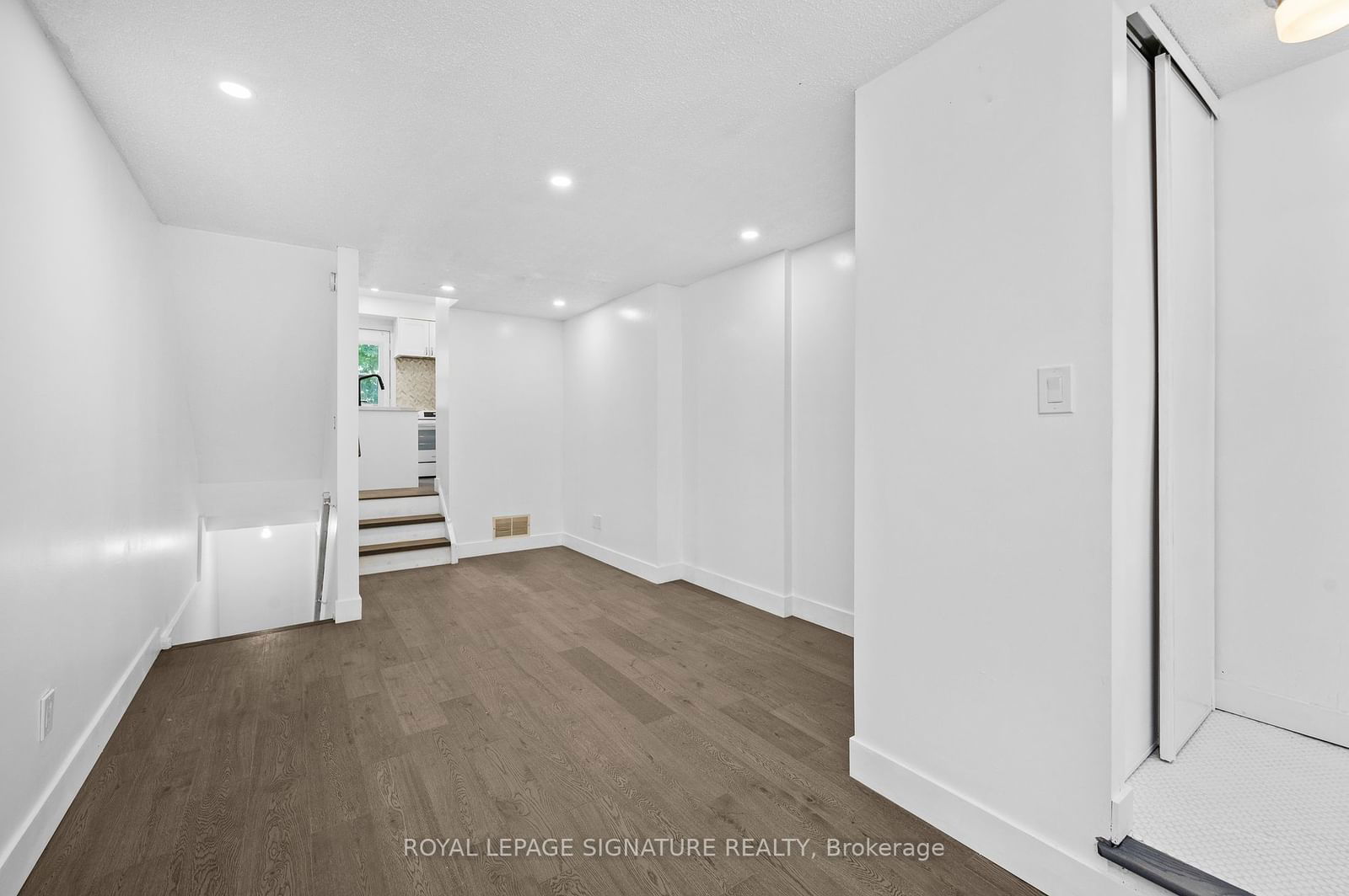 275 Broadview Ave, unit 92 for sale