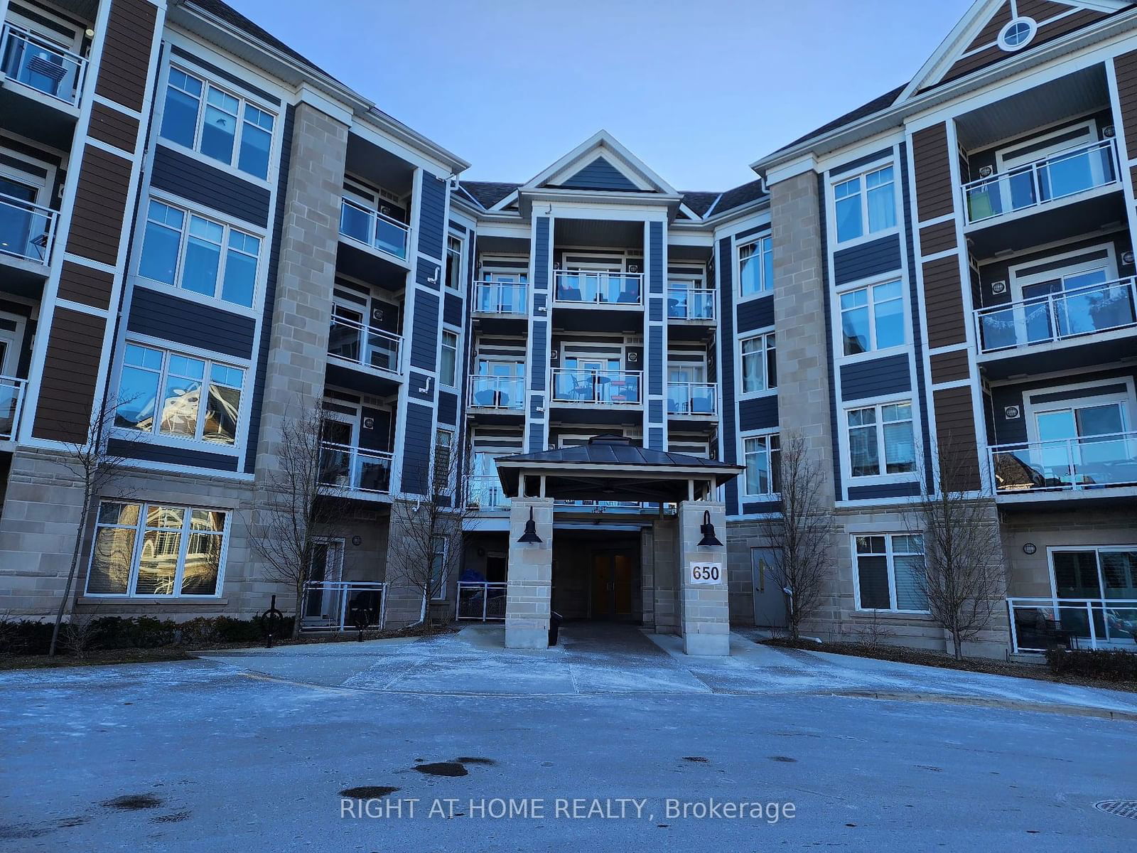 650 Gordon St, unit 413 for rent