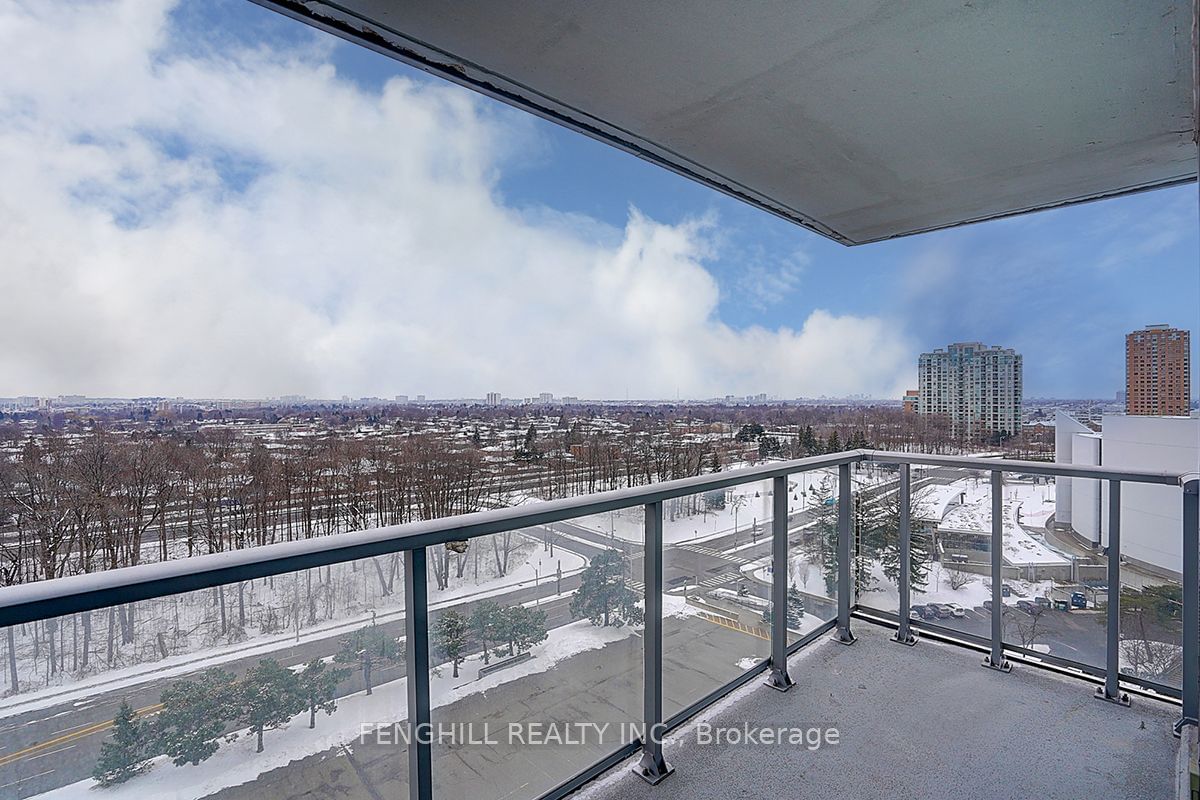 50 Town Centre Crt, unit 1102 for sale