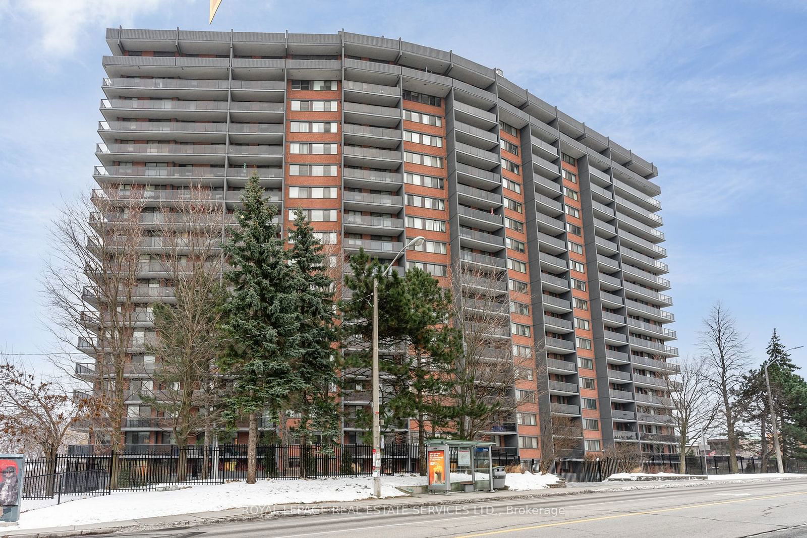 757 Victoria Pk Ave, unit 308 for sale