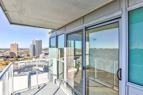 60 Town Centre Crt, unit 2009 for rent