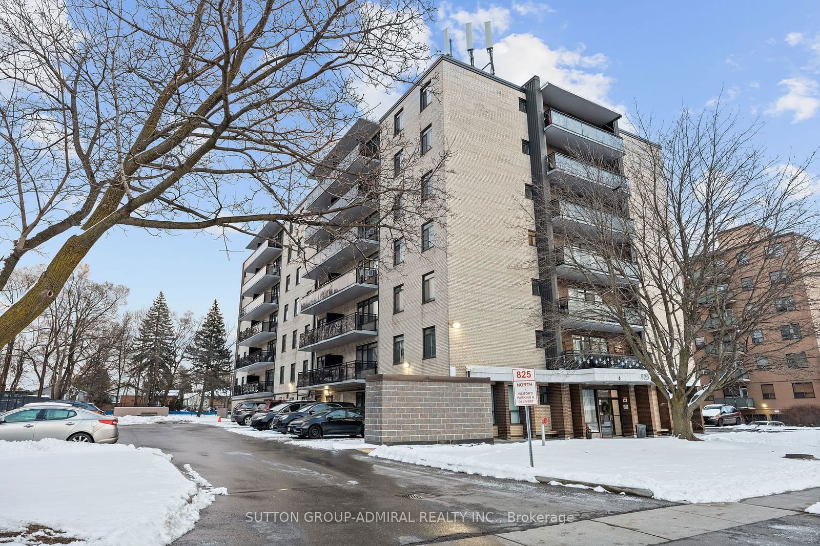 825 Kennedy Road Condos, Scarborough, Toronto