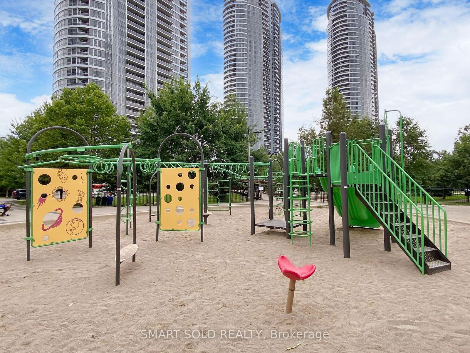 181 Village Green Sq, unit PH12 for sale