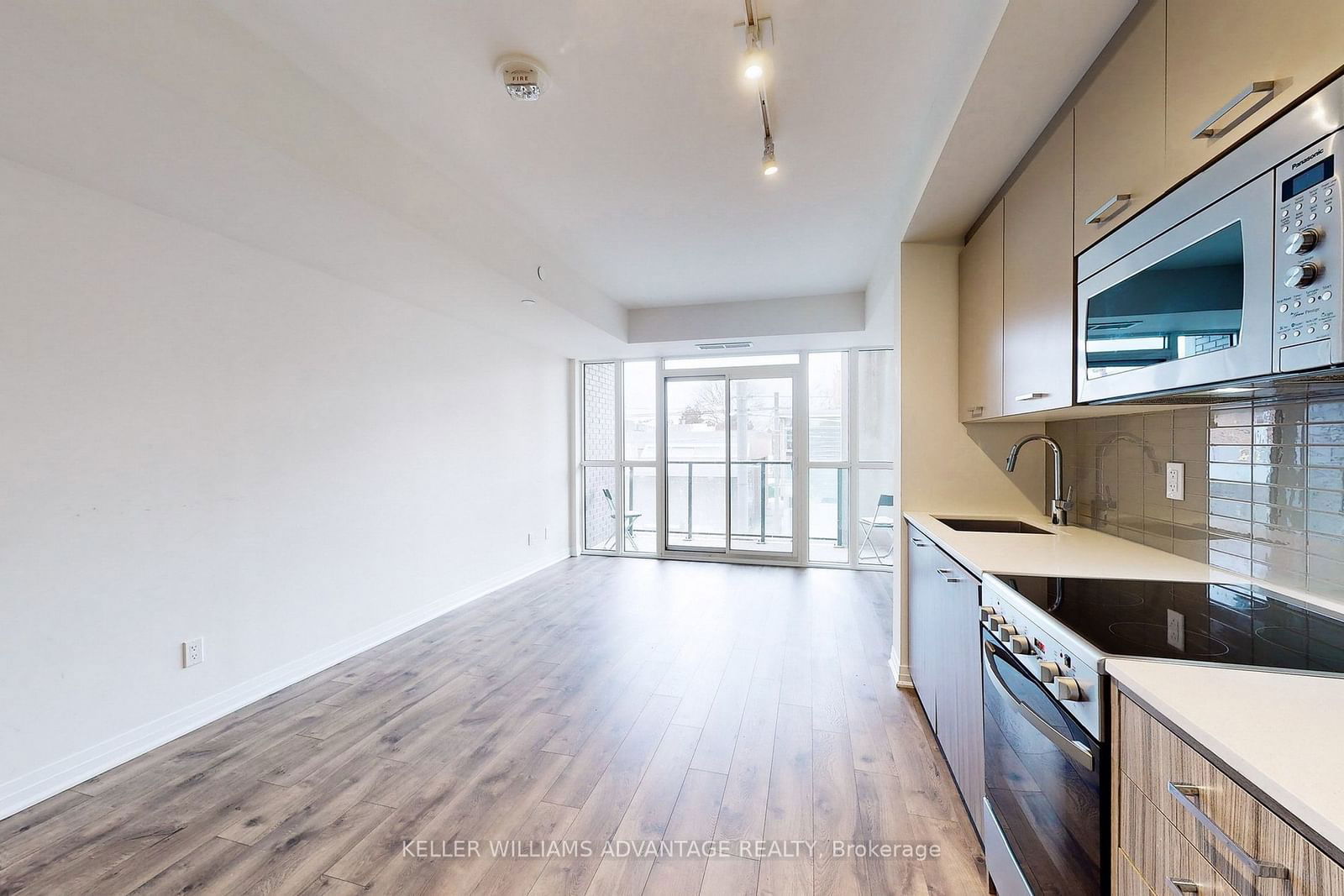 1630 Queen St E, unit 207 for rent