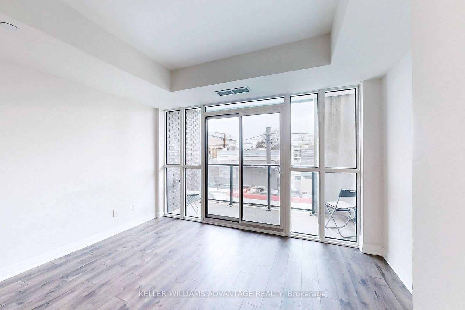 1630 Queen St E, unit 207 for rent