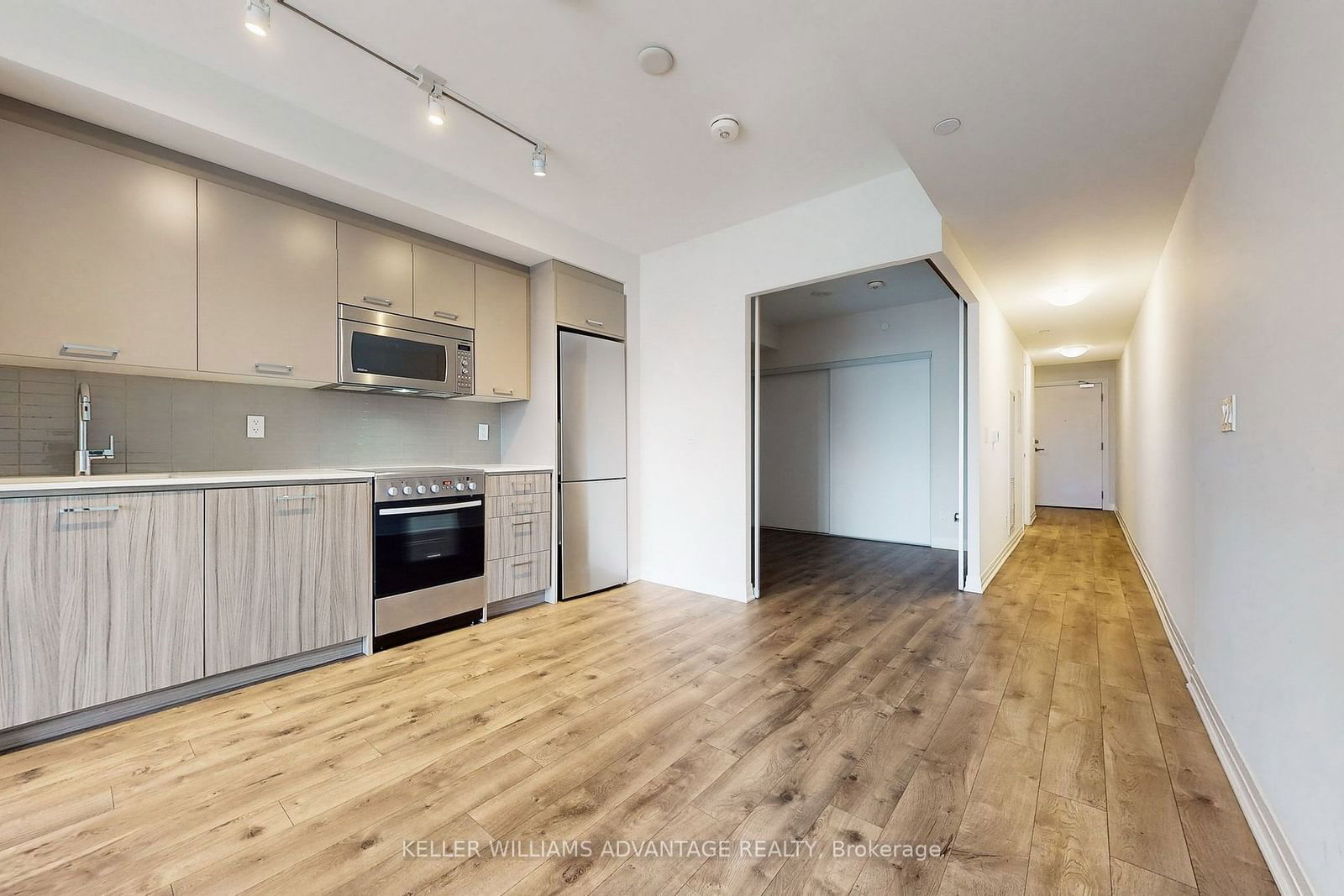 1630 Queen St E, unit 207 for rent