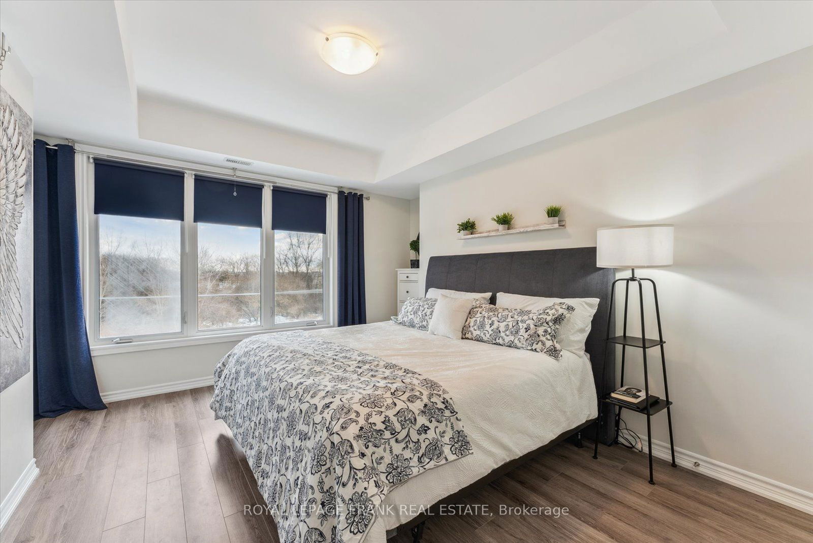 680 Gordon St, unit 412 for sale