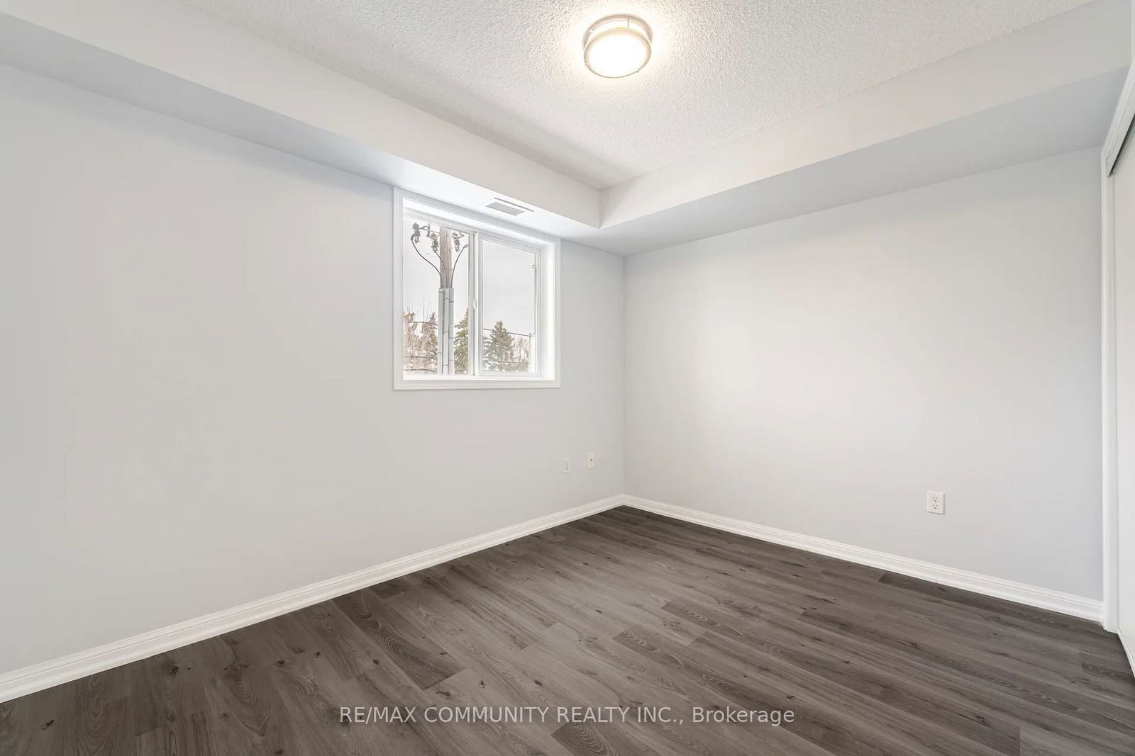 5225 Finch Ave E, unit 310 for sale