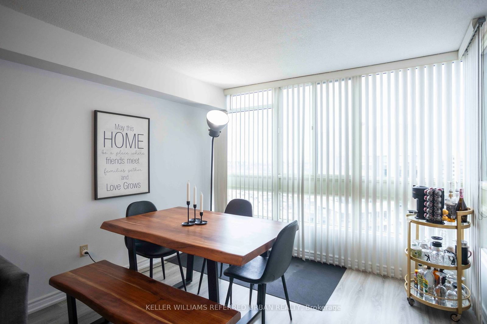 3233 Eglinton Ave E, unit 1812 for sale