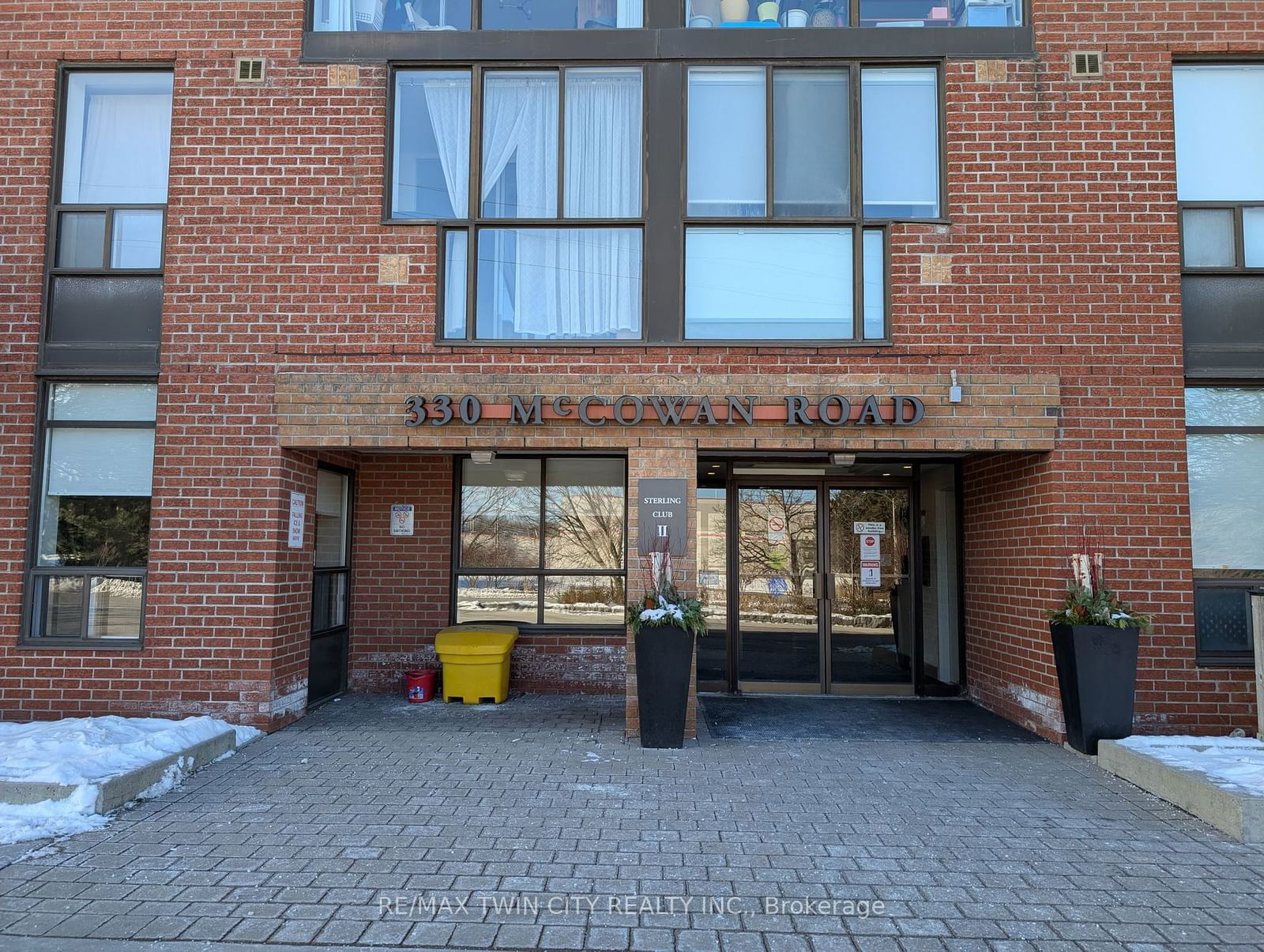 330 Mccowan Rd, unit 1608 for rent