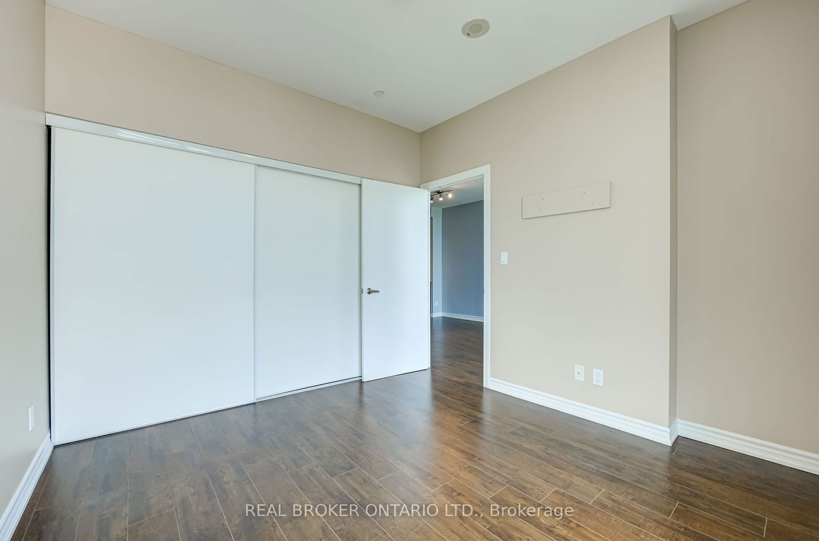 1328 Birchmount Rd, unit PH07 for rent