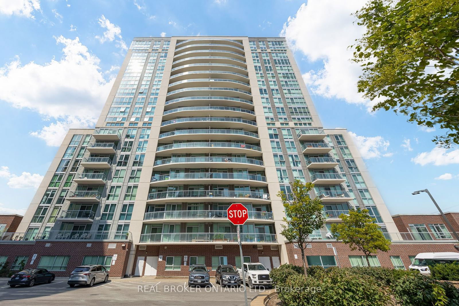 1328 Birchmount Rd, unit PH07 for rent