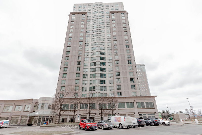 18 Lee Centre Dr, unit PH 307 for rent